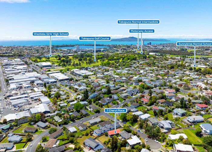  at 7  Cheryl Place, Hillcrest, North Shore City, Auckland