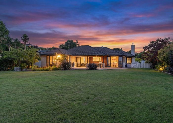  at 20 Gemini Place, Kawaha Point, Rotorua, Bay Of Plenty