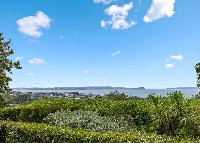  at 32 Danbury Drive, Torbay, Auckland