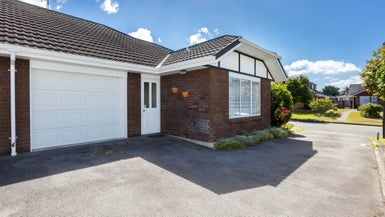  at 4A Comeskey Grove, Elderslea, Upper Hutt