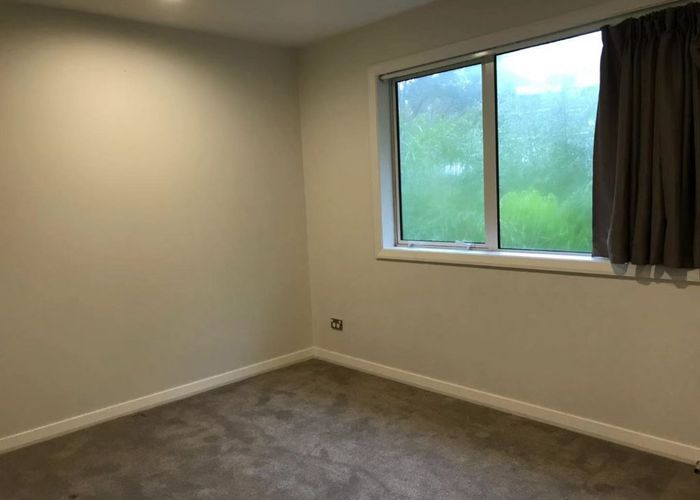 at 102B Beach Road, Castor Bay, Auckland