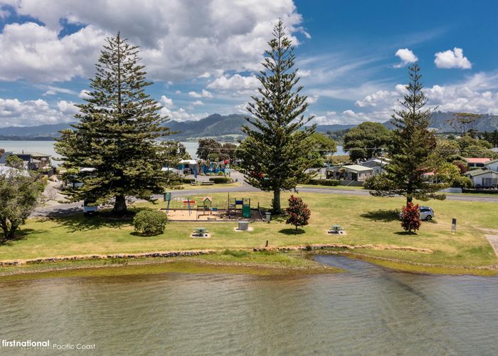  at 15 Athenree Road, Katikati