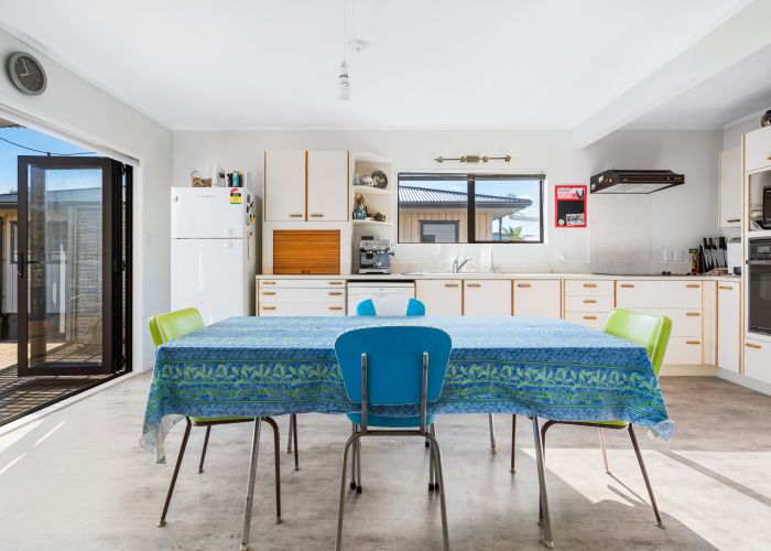  at 894 Pataua South Road, Onerahi
