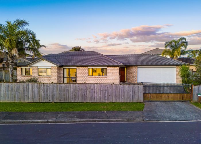  at 6 Riverglade Parkway, Te Atatu South, Auckland