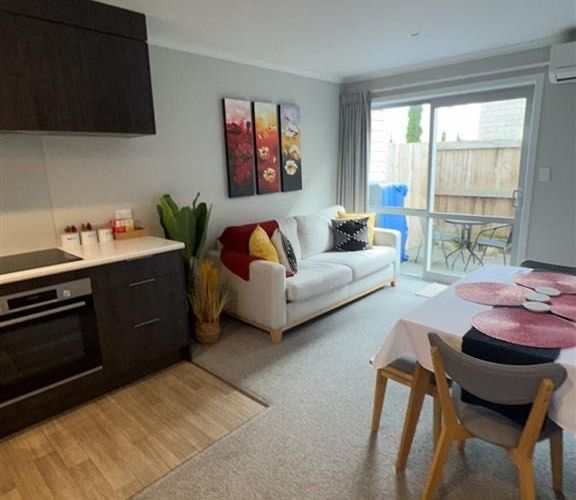  at 4/20 Jones Crescent (Room B), Melville, Hamilton, Waikato
