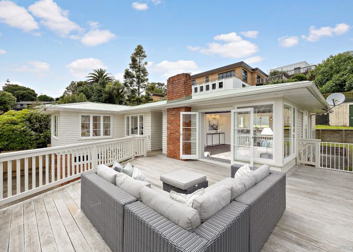  at 32 Domain Road, Panmure, Auckland