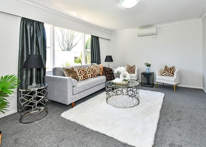  at 2/10 Mahon Place, Papatoetoe, Manukau City, Auckland