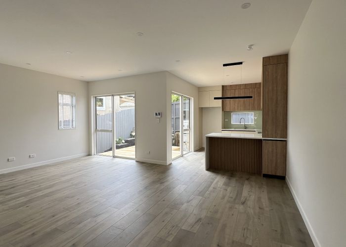  at 90B Stanaway Street, Hillcrest, North Shore City, Auckland