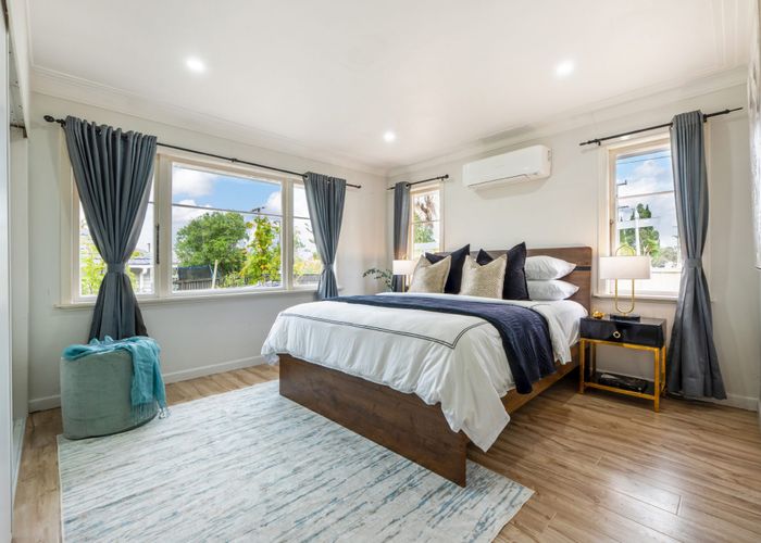  at 10 Beaubank Road, Kelston, Auckland