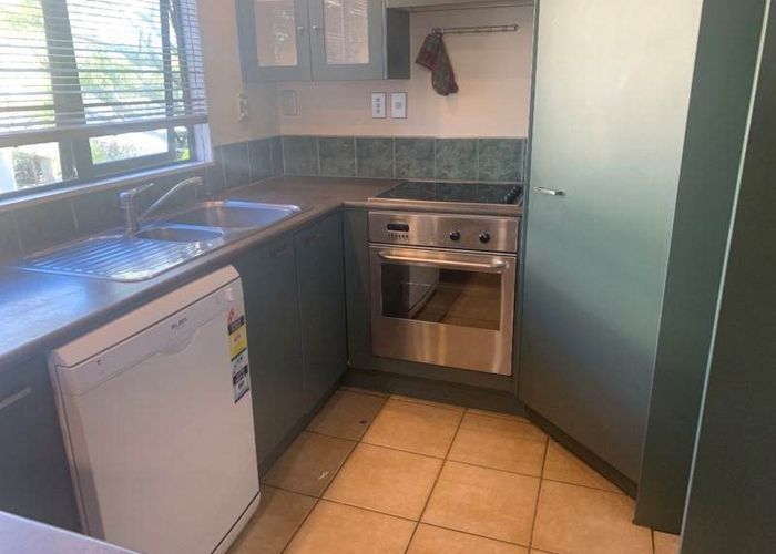  at 1/7 Fifeshire Street, Belmont, North Shore City, Auckland