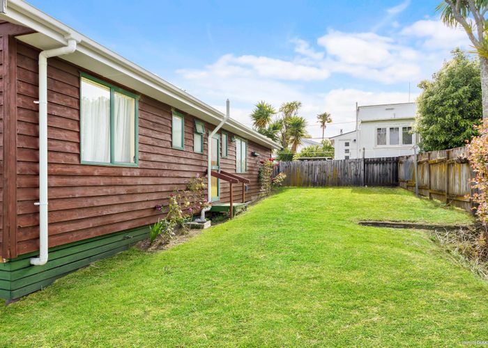  at 78 Wharf Road, Te Atatu Peninsula, Auckland