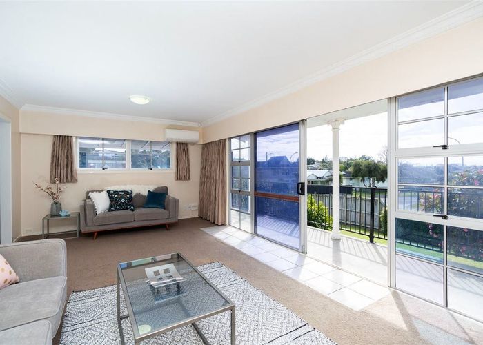  at 2 Lachlan Drive, Dinsdale, Hamilton, Waikato