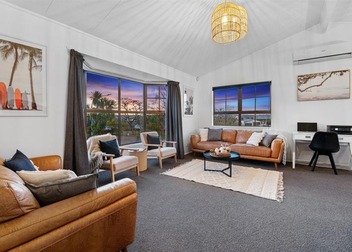  at 8 Taurus Place, Kawaha Point, Rotorua