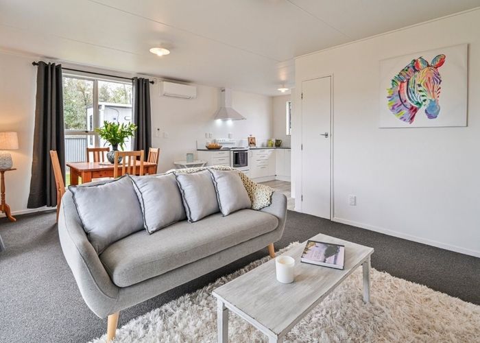  at 8B Walton Way, Flaxmere, Hastings, Hawke's Bay