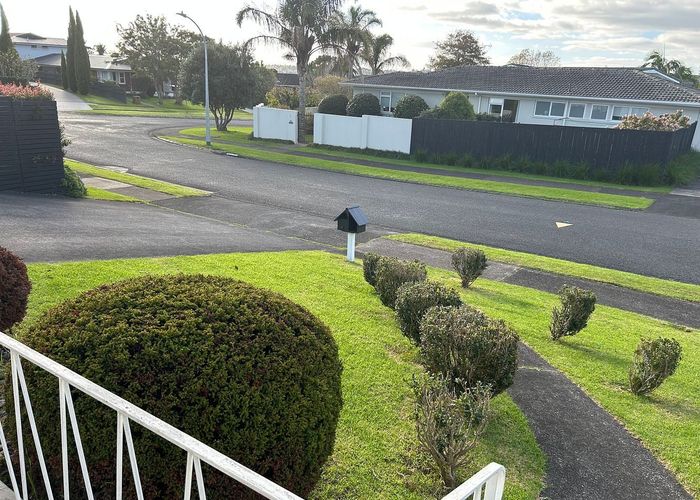  at 1 Melissa Place, Farm Cove, Manukau City, Auckland