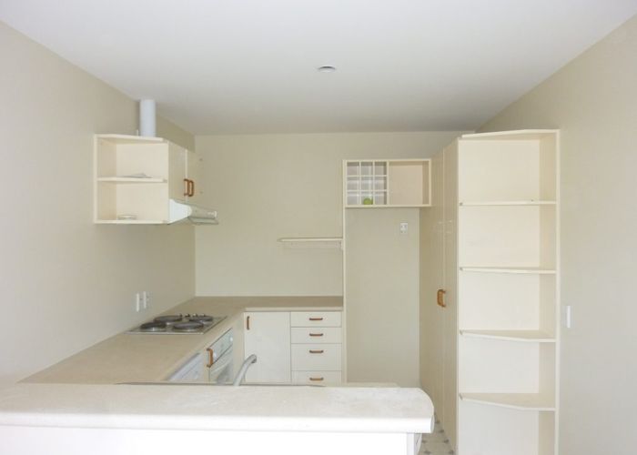  at 2/30 Newnham Terrace, Riccarton, Christchurch City, Canterbury