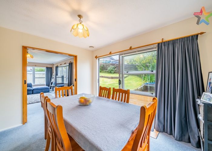  at 28 Mossburn Grove, Kelson, Lower Hutt