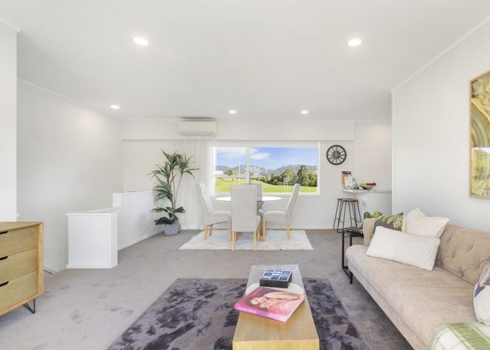  at 2/15A Oates Road, Glen Eden, Auckland