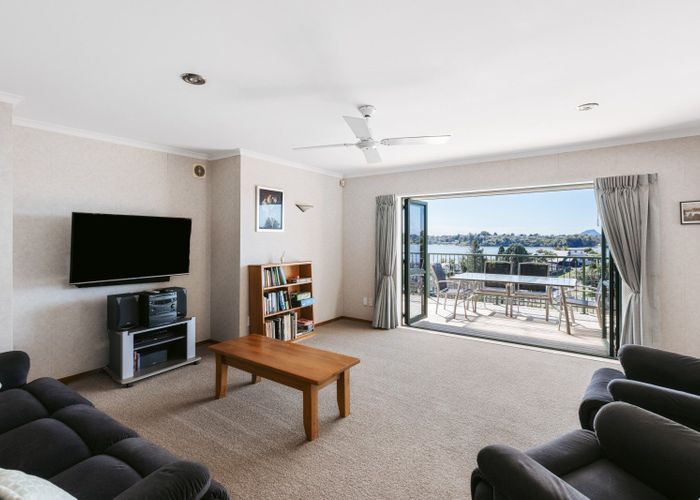 at 32 Downing Place, Welcome Bay, Tauranga, Bay Of Plenty