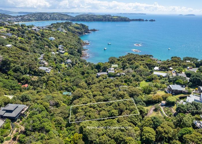  at 19 Te Aroha Avenue, Oneroa, Waiheke Island