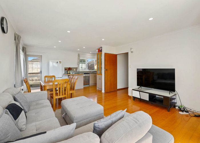  at 77 Macleans Road, Bucklands Beach, Manukau City, Auckland