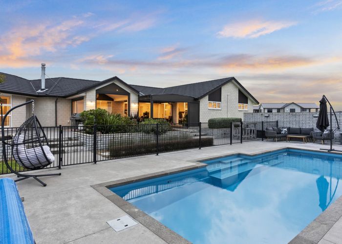  at 75 Waimanu Awa Road, Runciman, Drury