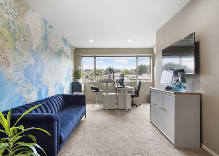  at 4/21A Mount Smart Road, Royal Oak, Auckland City, Auckland