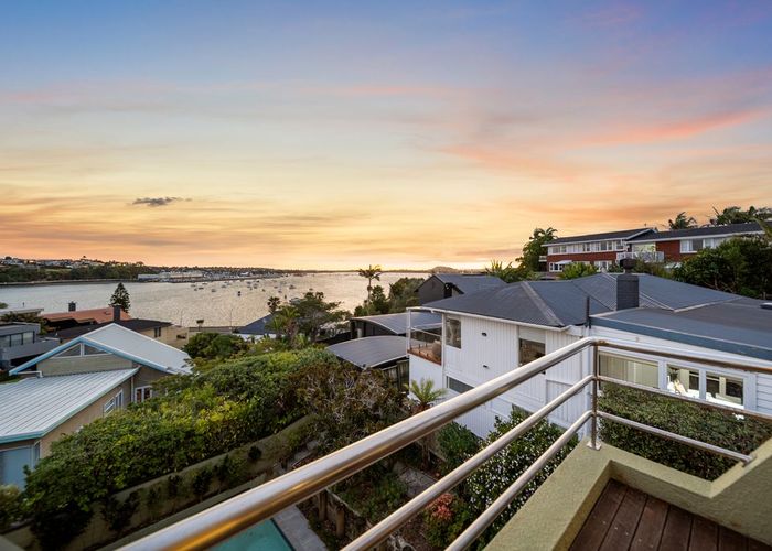  at 25 Bucklands Beach Road, Bucklands Beach, Auckland