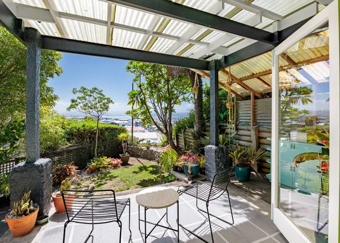  at 156 Battery Road, Hospital Hill, Napier, Hawke's Bay