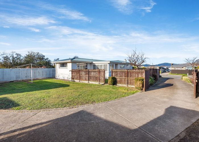  at 30 De Havilland Street, Hornby, Christchurch City, Canterbury