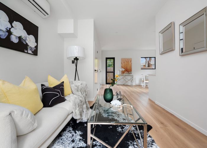  at Lot 8, 18 Dellwood Avenue, Henderson, Waitakere City, Auckland