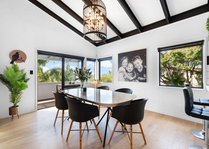 at 2/22 Manuwai Road, Torbay, North Shore City, Auckland
