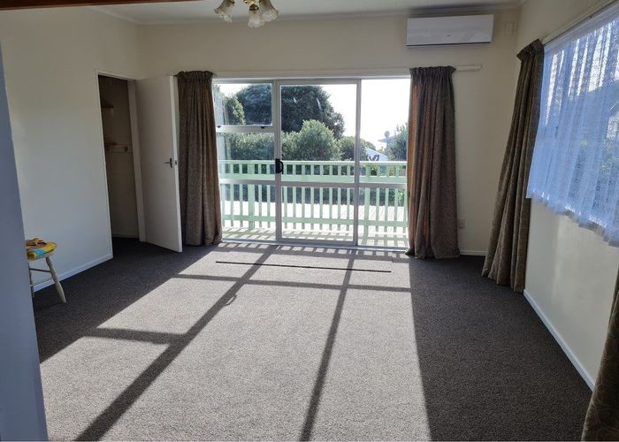  at 1/7a  Terrace Road, Titahi Bay, Porirua, Wellington
