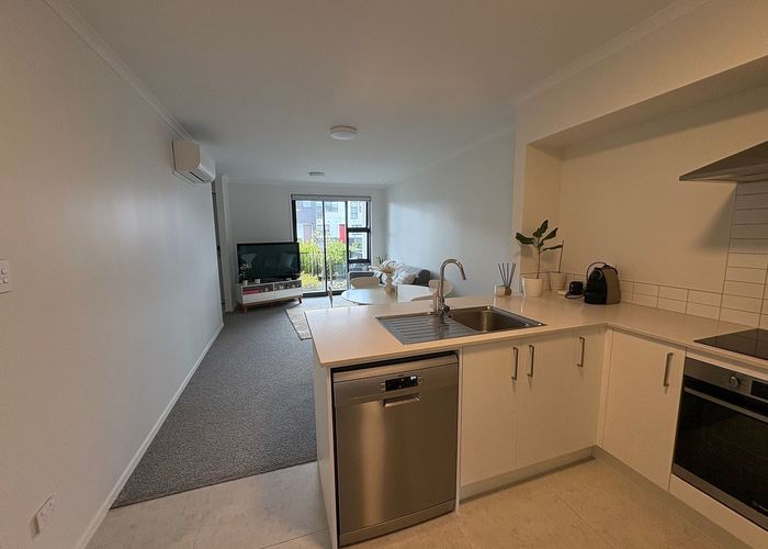  at 27 Manarini Road, Westgate, Waitakere City, Auckland