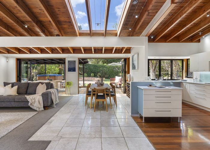  at 88A Beach Road, Mellons Bay, Manukau City, Auckland