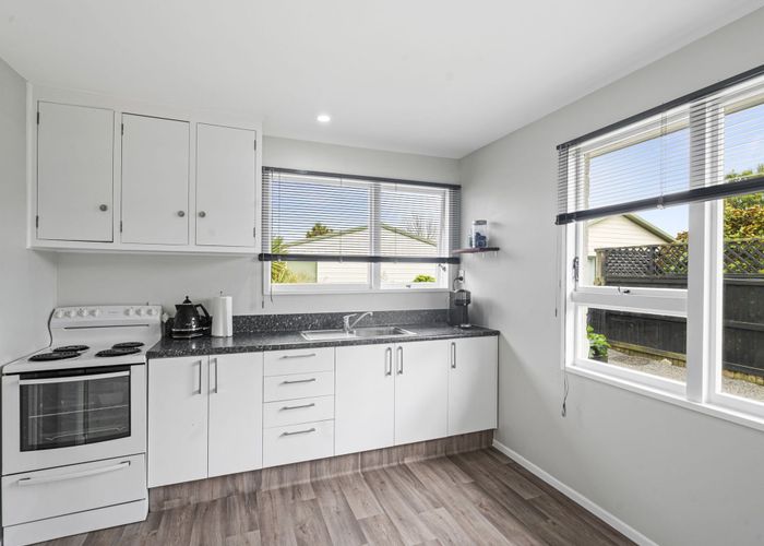  at 2/118A Baker Street, New Brighton, Christchurch