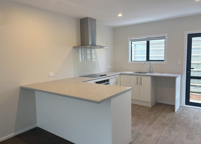  at 3/98 Tirimoana Road, Te Atatu South, Waitakere City, Auckland