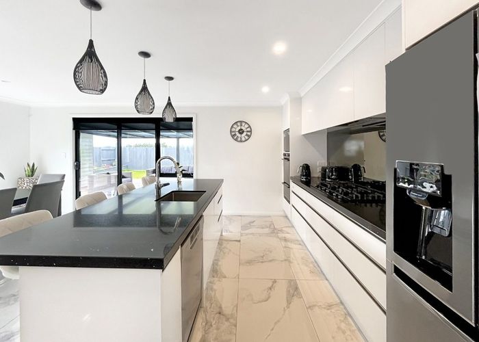  at 104 Johnstone Drive, Fitzherbert, Palmerston North, Manawatu / Whanganui