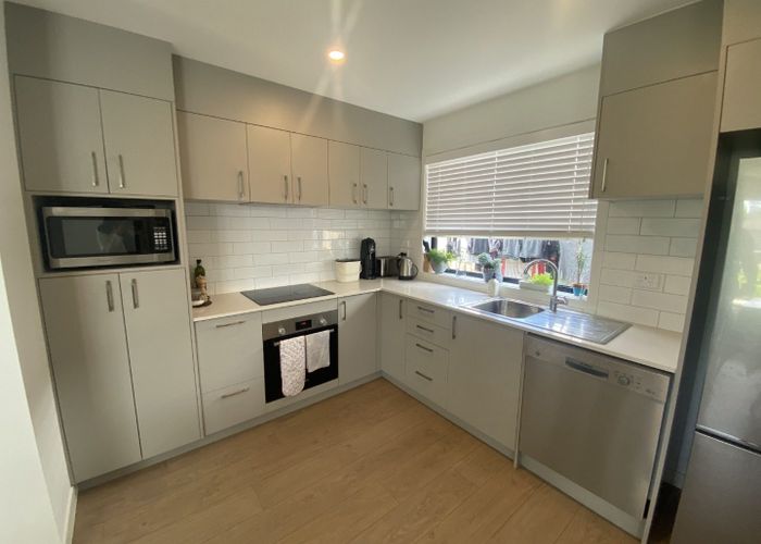  at 1/5 Brandon Road, Glen Eden, Auckland