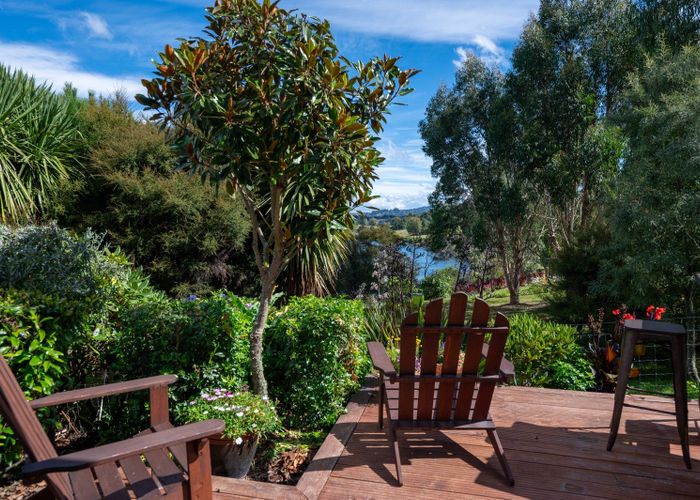  at 86 Hindmarsh Drive, Rangatira Park, Taupo