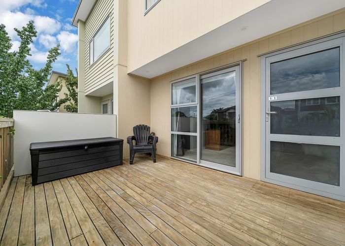  at 11/11 RAY SMALL DRIVE, Papakura, Papakura, Auckland