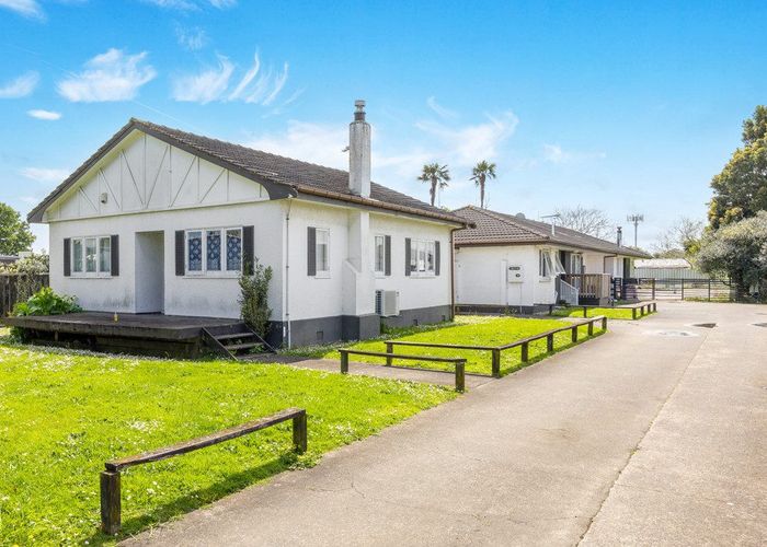  at 1/6 Manuroa Road, Takanini