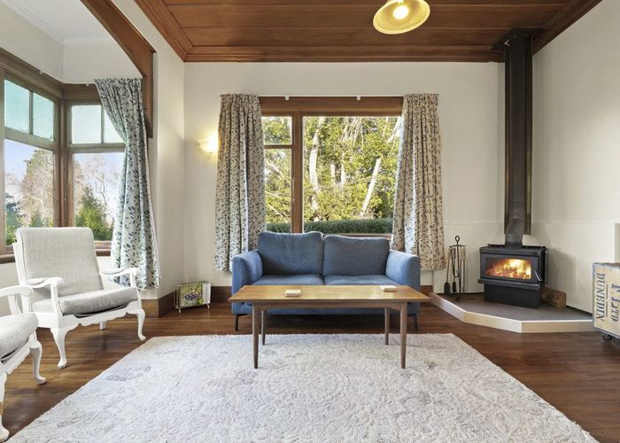  at 27 Bruce Street, Roslyn, Dunedin, Otago