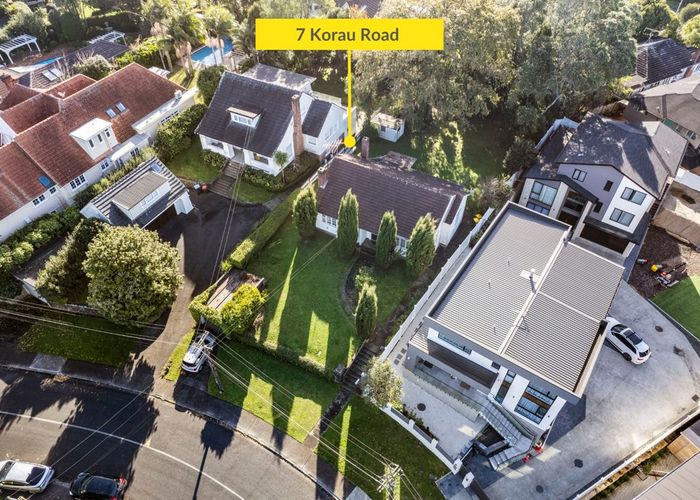  at 7 Korau Road, Greenlane, Auckland City, Auckland