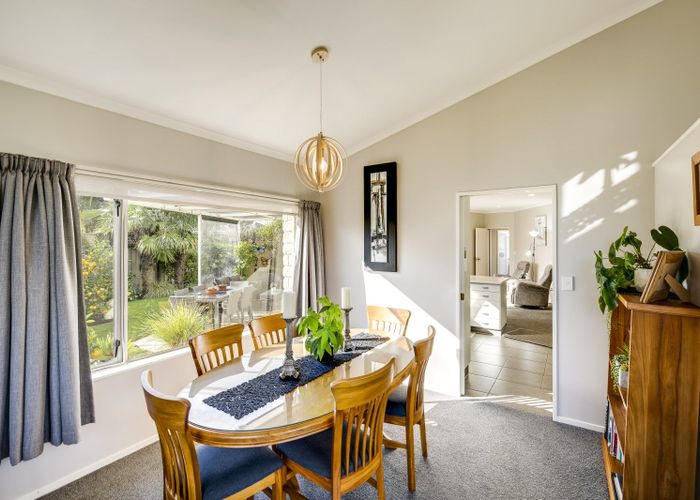  at 5 Flemington Place, Taradale, Napier