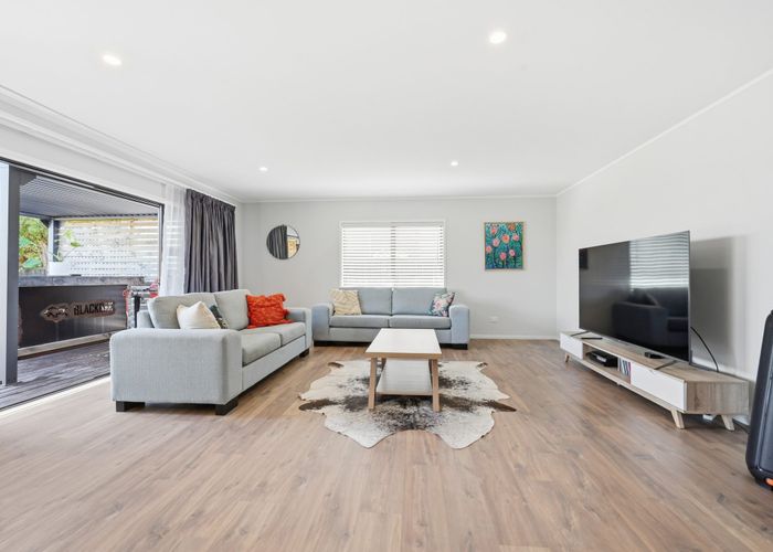  at 120 Hutchinsons Road, Bucklands Beach, Manukau City, Auckland