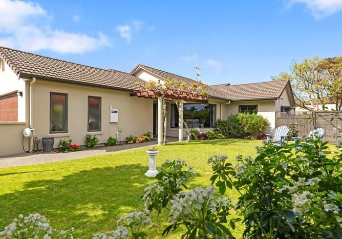  at 89 Kahira Crescent, Papamoa Beach, Papamoa