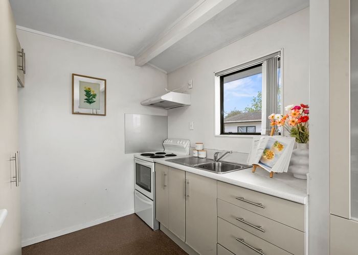  at 122B Finlayson Avenue, Manurewa, Manukau City, Auckland