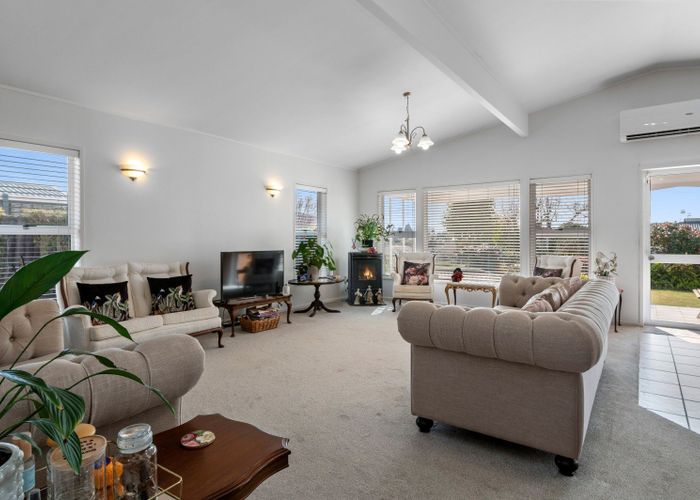  at 8 Carlton Street, Glenholme, Rotorua