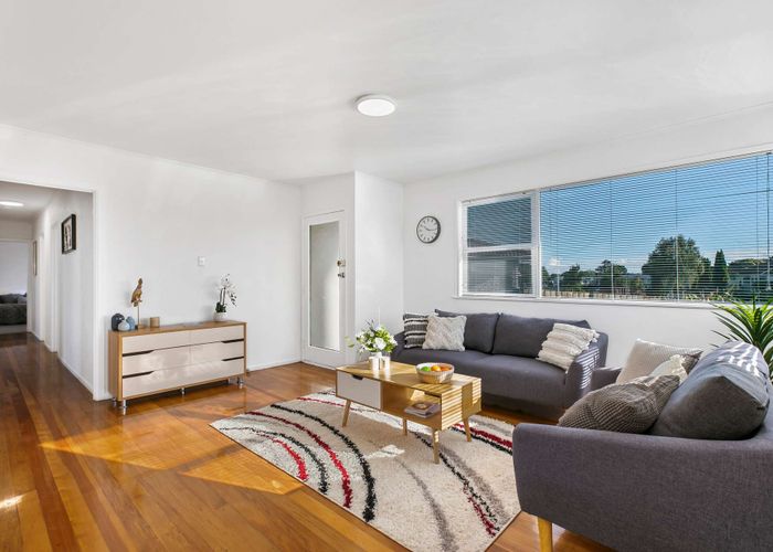  at 10 Beeston Crescent, Manurewa, Auckland